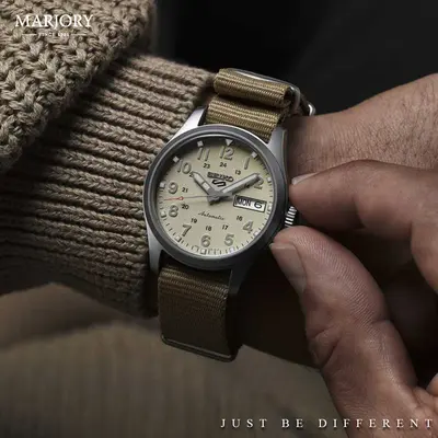 SEIKO 5 SRPJ83K1 MONTRE HOMME/FEMME