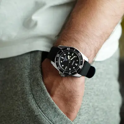 SEIKO PROSPEX SNE573P1 MONTRE HOMME